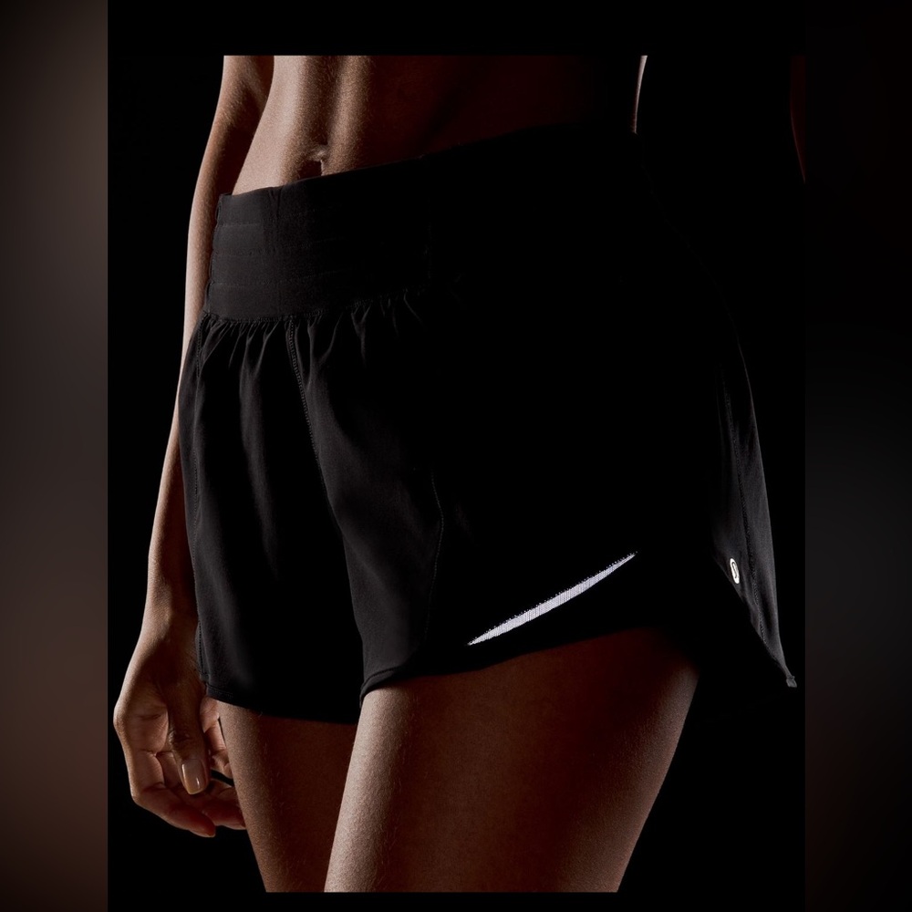 LULULEMON NWT. Hotty Hot High-Rise LinedShort 2.5" | Women's Short - Picture 5 of 5